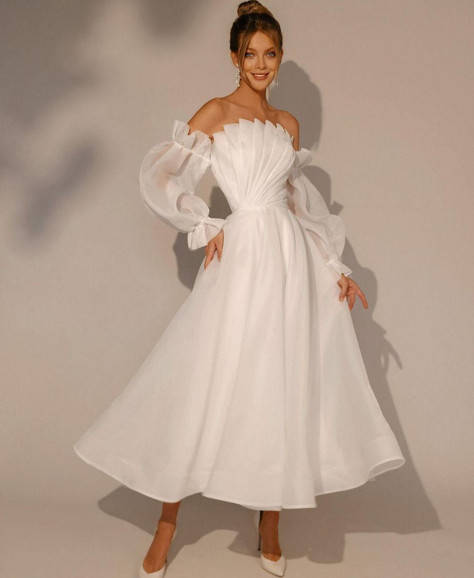 Белое свадебное платье миди фото