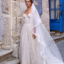 Роскошное кружевное свадебное платье фото
