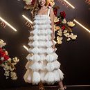 Дизайнерское свадебное платье миди фото