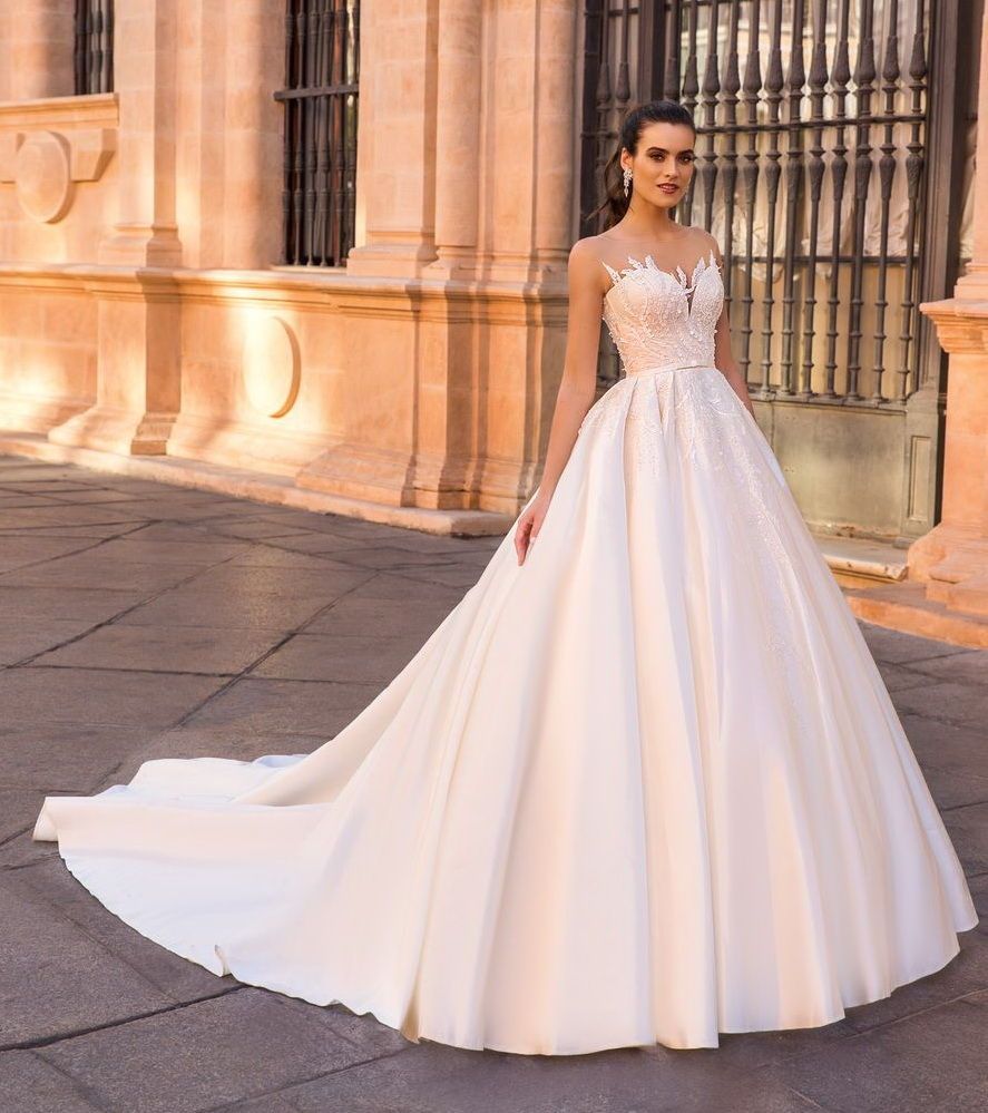 Свадебное платье Crystal Design Lara фото