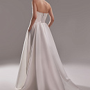 Атласное платье с кружевным корсетом фото