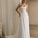 Шифоновое свадебное платье с жемчугом на корсете фото