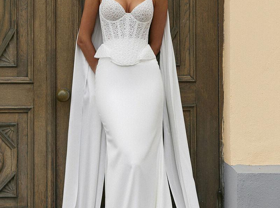 Красивый свадебный комплект с кружевныи топом фото