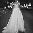 Классическое пышное свадебное платье фото