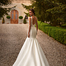 Роскошная русалка из микадо с кружевом по корсету фото