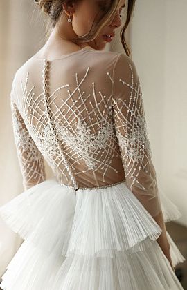 Нежное оригинальное свадебное платье