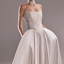 Атласное платье с кружевным корсетом фото