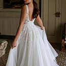 Свадебное платье с красивым корсетом фото