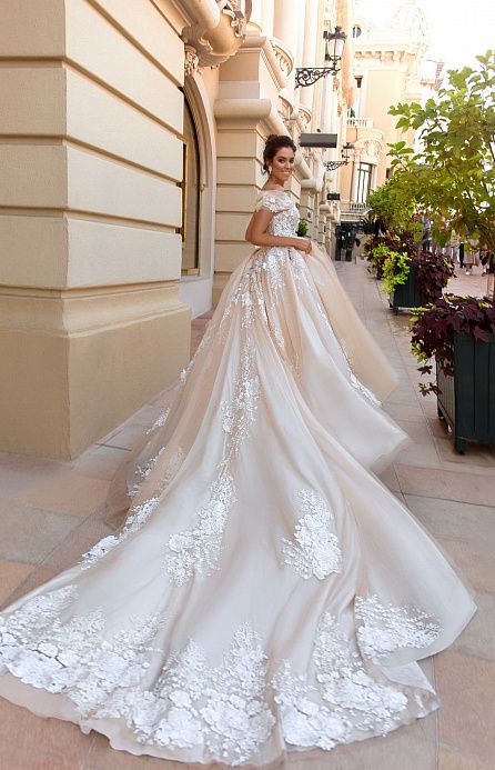 Cвадебное платье Crystal Design Emilia фото
