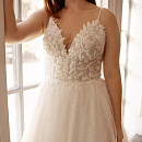 Блестящее свадебное платье для полных девушек фото