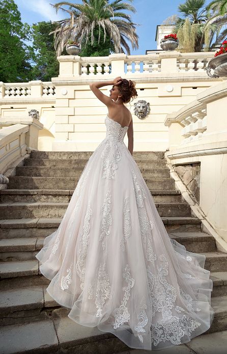 Свадебное платье Свадебное платье Divino Rose Adelita фото