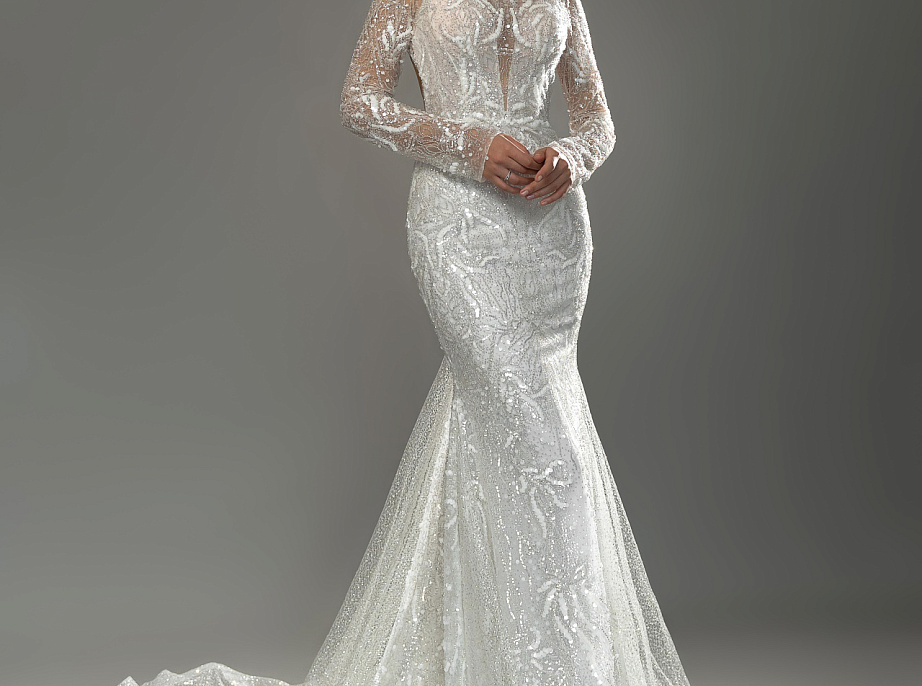 Русалка полностью расшитая мерцающей пайеткой фото