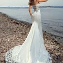 Свадебное платье рыбка с роскошным объемным кружевом