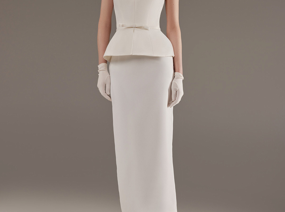 Утонченный комплект из стрейч атласа фото