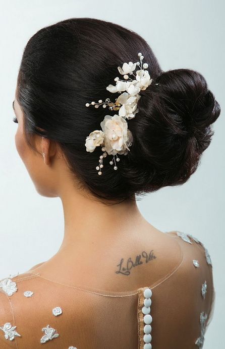 Свадебный гребень для волос с цветами фото