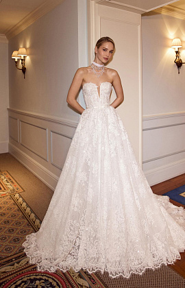 Пышное кружевное свадебное платье фото