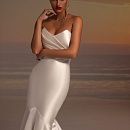 Атласное свадебное платье рыбка с длинным шлейфом фото