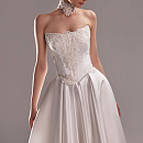 Атласное платье с кружевным корсетом фото