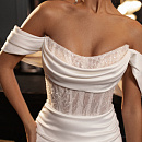 Короткое свадебное платье со съемным шлейфом фото