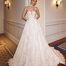 Пышное кружевное свадебное платье со съемным болеро фото