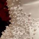 Атласный свадебный комплект с баской расшитый жемчугом фото