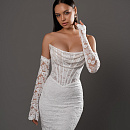 Кружевное свадебное платье русалка с  бусами фото