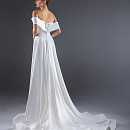 Атласное свадебное платье рыбка со съемным шлейфом фото