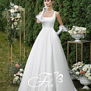 Лаконичное свадебное платье с квадратным вырезом плюс сайз фото