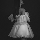 Воздушное свадебное платье мини фото