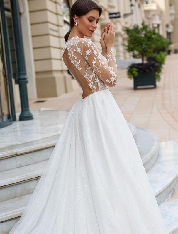 Фасон и длина пышного свадебного платья с кружевом: как выбрать?