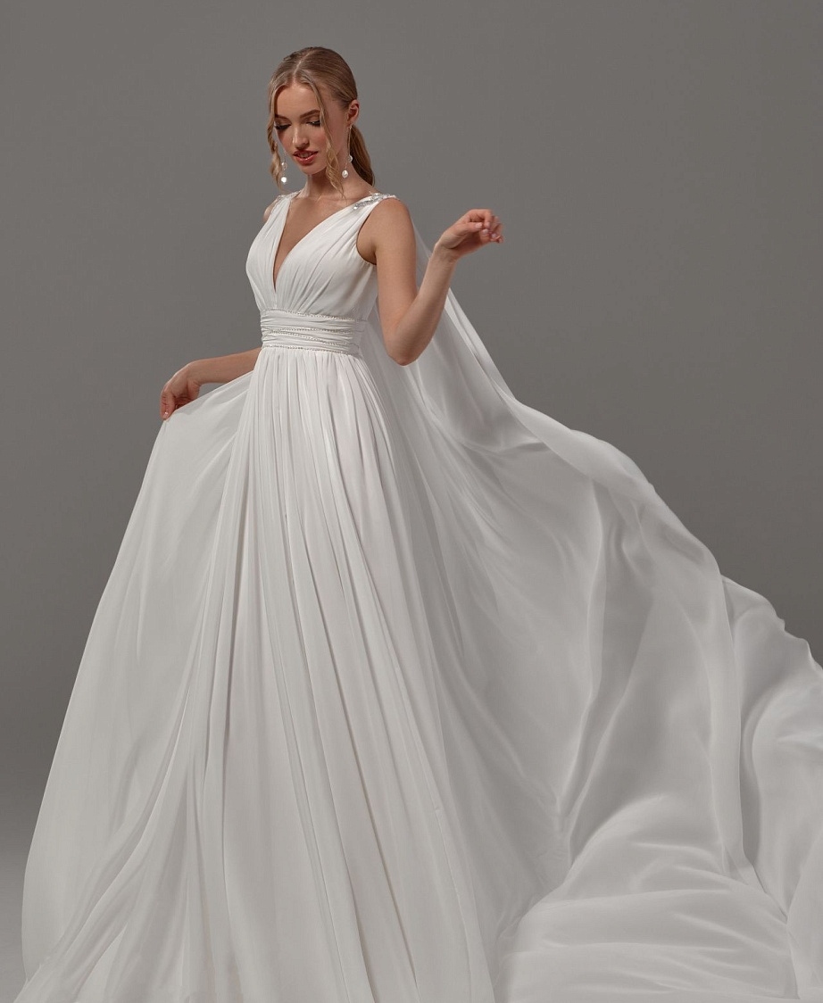 Легкое свадебное платье с юбкой из шифона фото