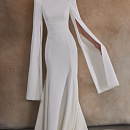 Свадебное платье из креп-стрейча с рукавами-кейпами фото