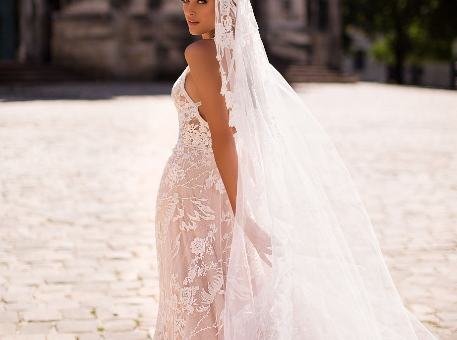 Струящаяся фата испанка фото