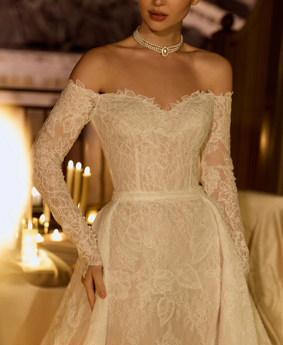 Кружевное платье-русалка со съемным шлейфон и длинными рукавами фото