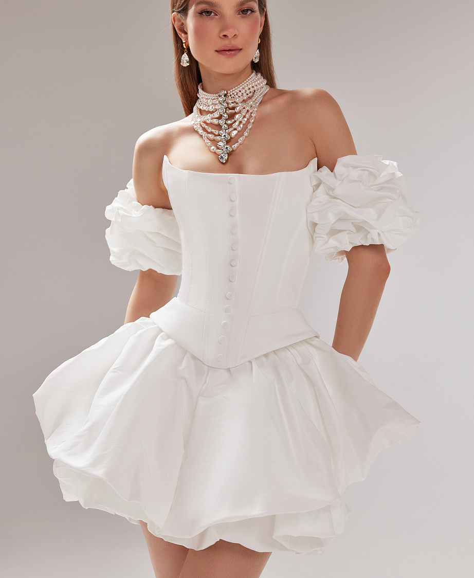 Короткий свадебный комплект с корсетом из тафты с буфами фото