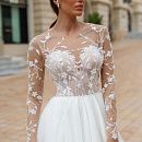 Легкое свадебное платье с цветочным кружевом фото