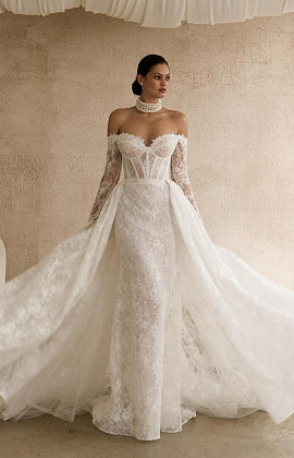 Кружевное свадебное платье с рукавами и съемным шлейфом фото