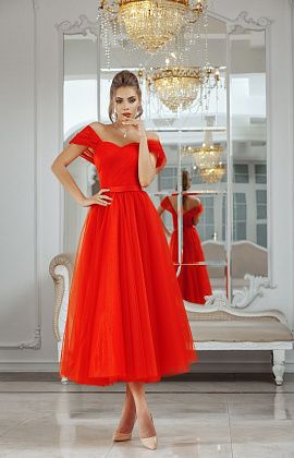 Красное платье из фатина фото