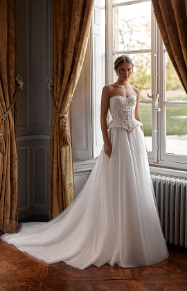 Свадебный комплект с роскошным корсетом фото