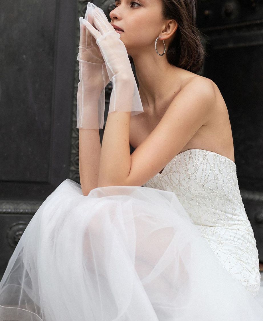 Свадебное платье русалка с открытым верхом фото