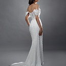 Кружевное платье-русалка с бисером и со съемным шлейфом фото