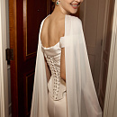 Стильный лаконичный свадебный комплект фото