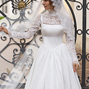 Свадебное платье с кружевным топом фото