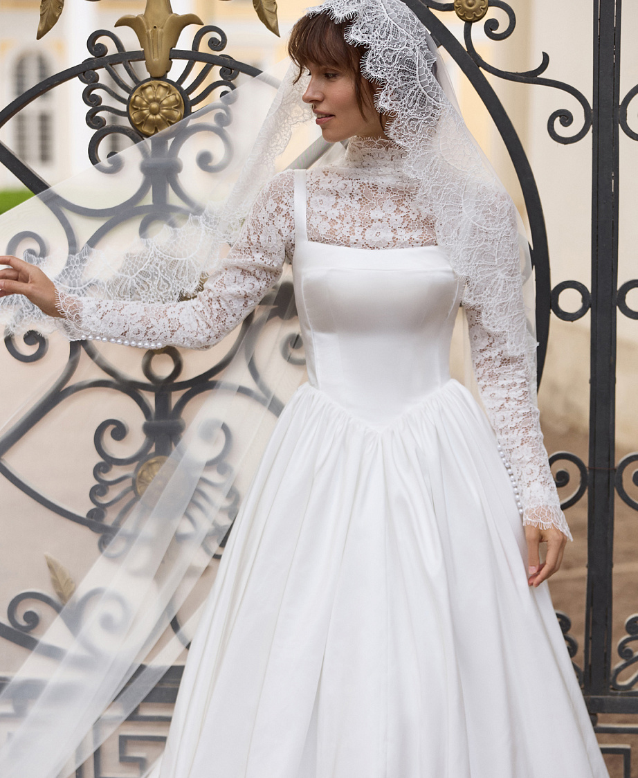 Свадебное платье с кружевным топом фото