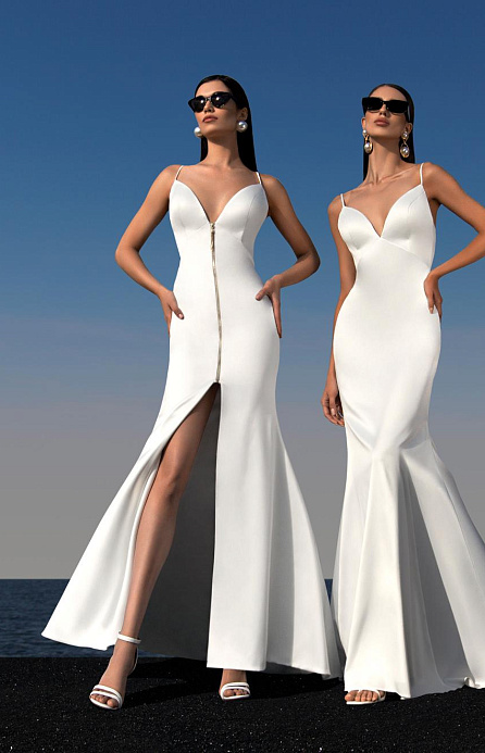 Атласное свадебное платье с акцентной молнией фото