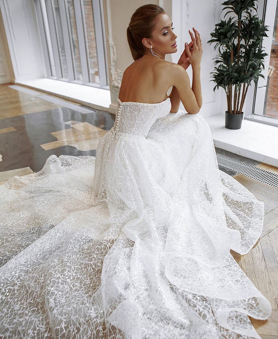 Кружевное свадебное платье бюстье фото