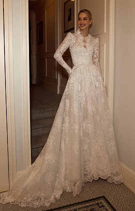 Пышное кружевное свадебное платье со съемным болеро фото