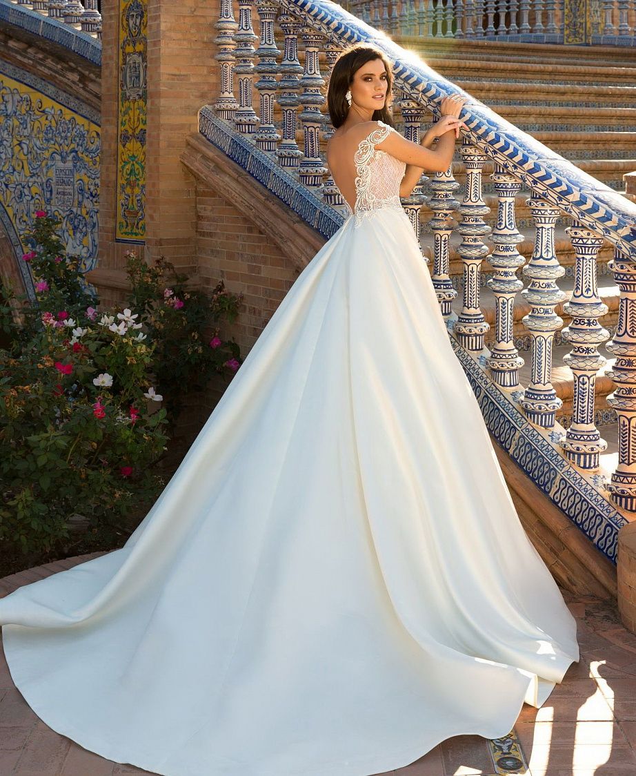 Свадебное платье Crystal Design Isabel фото