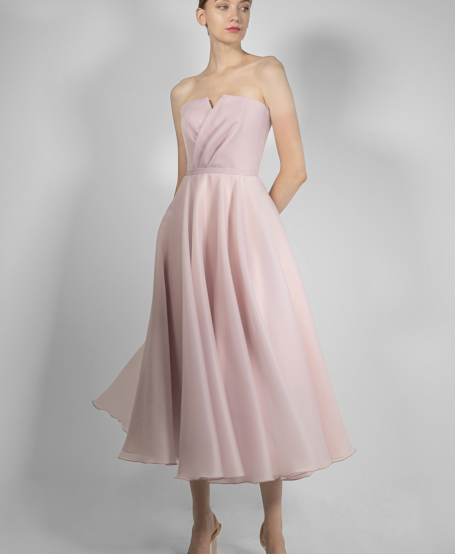 Вечернее платье цвета пудра со съемными рукавами фото