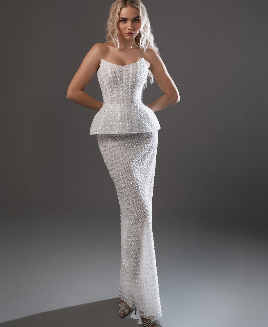 Роскошный комплект расшитый бисером и жемчугом фото